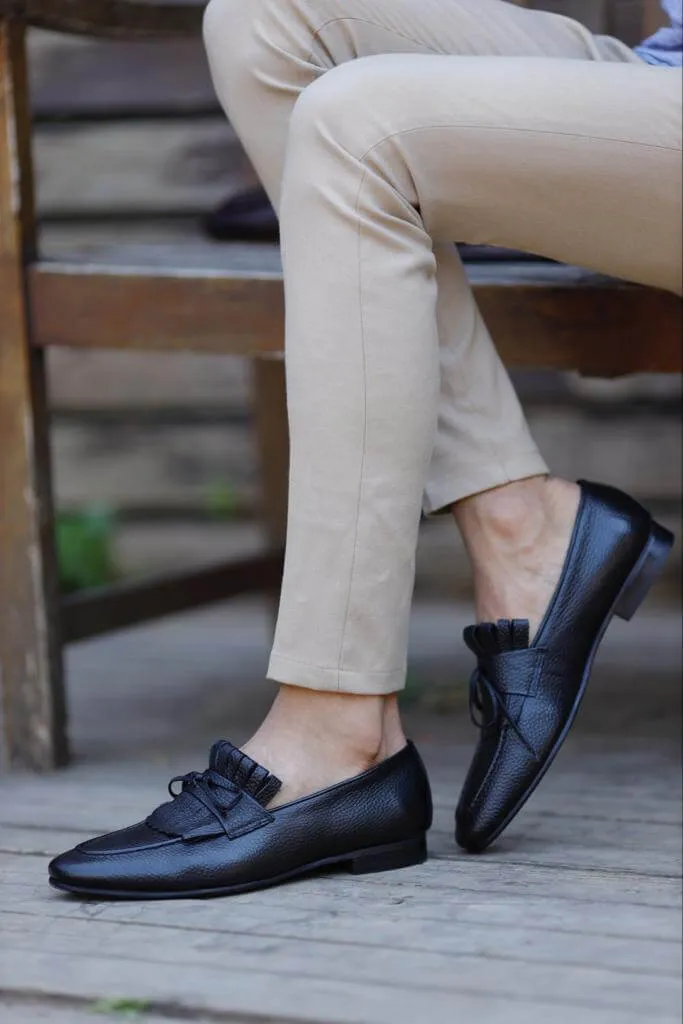 Black Detail Loafer