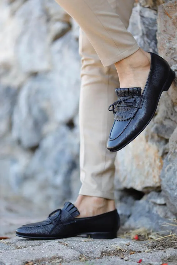 Black Detail Loafer