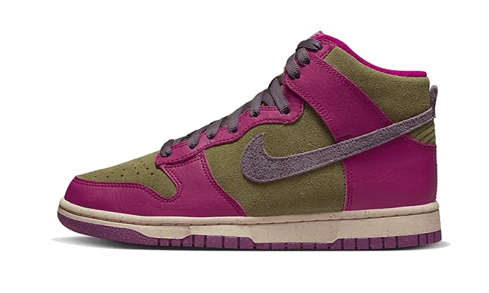 Dunk High Dynamic Berry