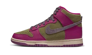 Nike Dunk High Dynamic Berry